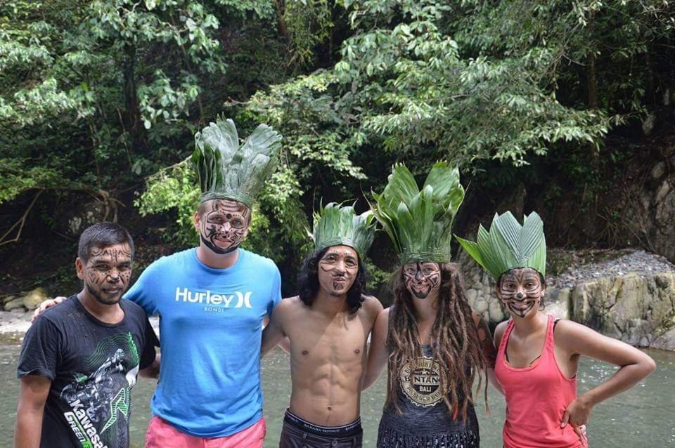 Hotel Bukit Lawang Extérieur photo